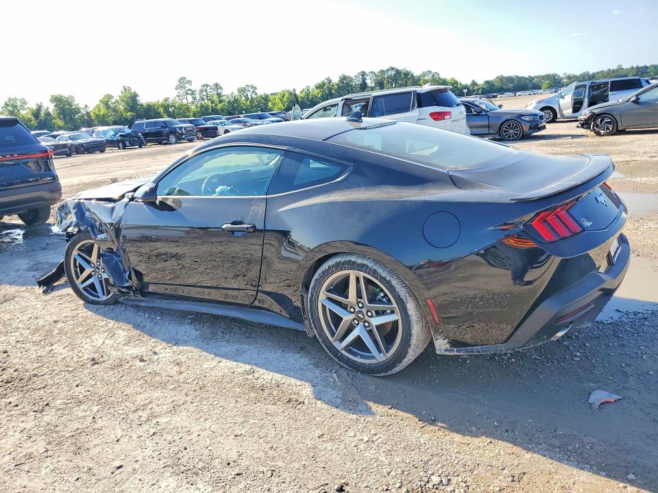 Photo 2 from auction – 2026 FORD MUSTANG with VIN 1FA6P8TH3T5101990