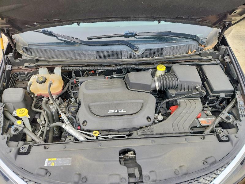 Photo 12 from auction – 2018 CHRYSLER PACIFICA with VIN 2C4RC1CG8JR117216