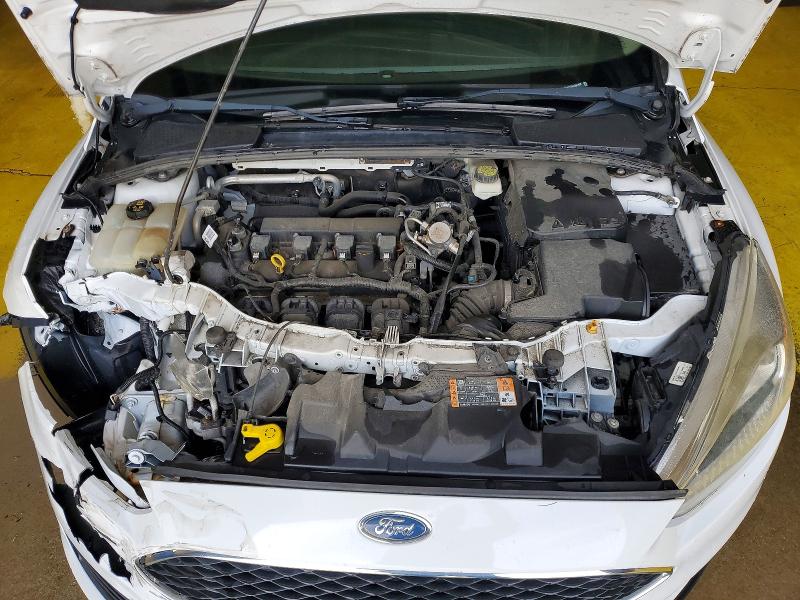 Photo 11 from auction – 2017 FORD FOCUS with VIN 1FADP3F27HL267482