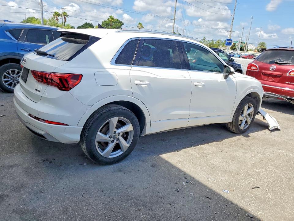 Photo 3 from auction – 2020 AUDI Q3 with VIN WA1AECF3XL1124746