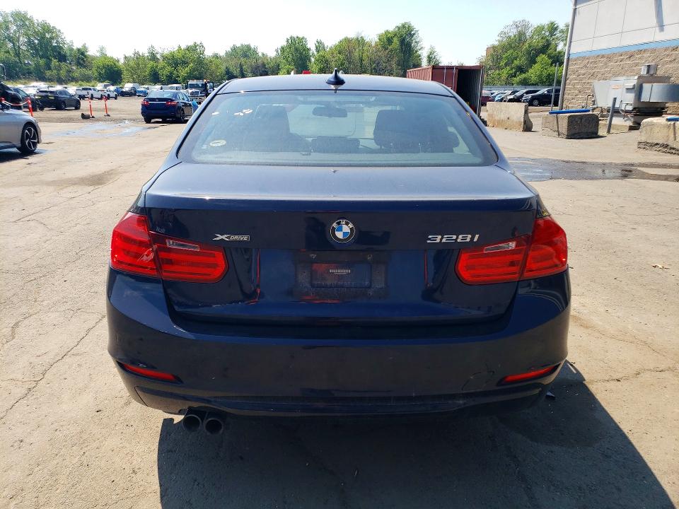 Photo 6 from auction – 2013 BMW 328 with VIN WBA3B5C53DJ598657