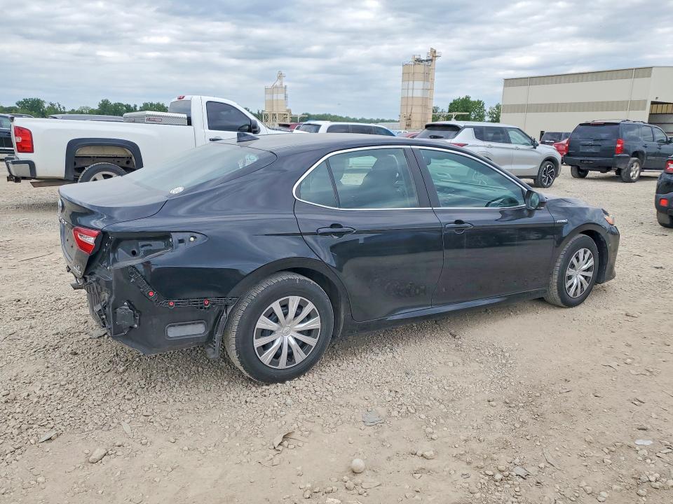 Photo 3 from auction – 2020 TOYOTA CAMRY with VIN 4T1E31AK5LU522375