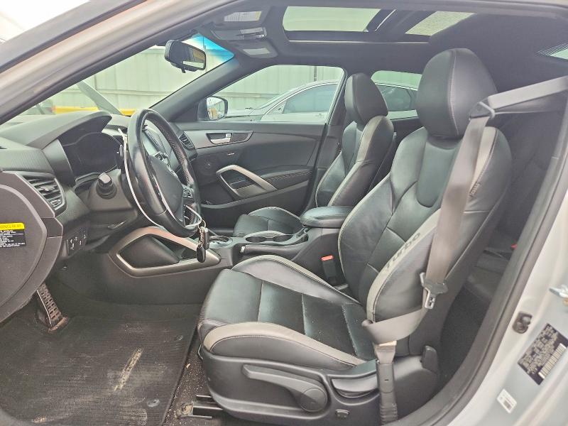 Photo 7 from auction – 2017 HYUNDAI VELOSTER with VIN KMHTC6AE9HU314182