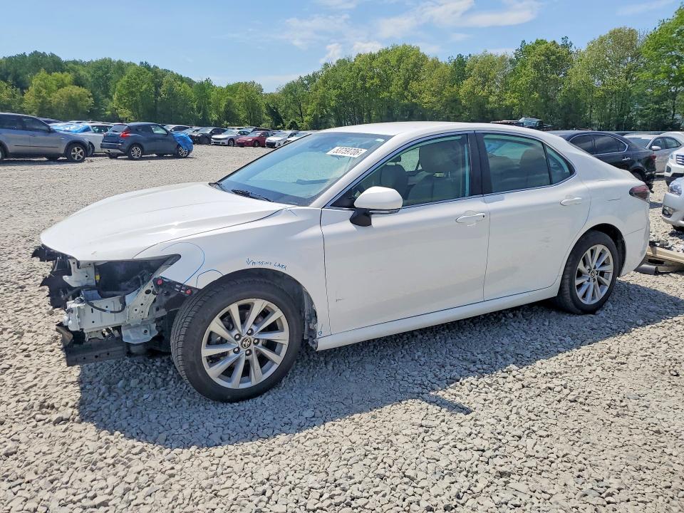 TOYOTA CAMRY 2021 with VIN 4T1C11BK5MU035643 - Photo from auction