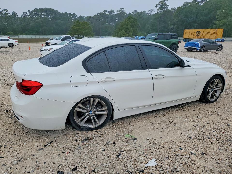 Photo 3 from auction – 2016 BMW 328 with VIN WBA8E9G51GNU30561