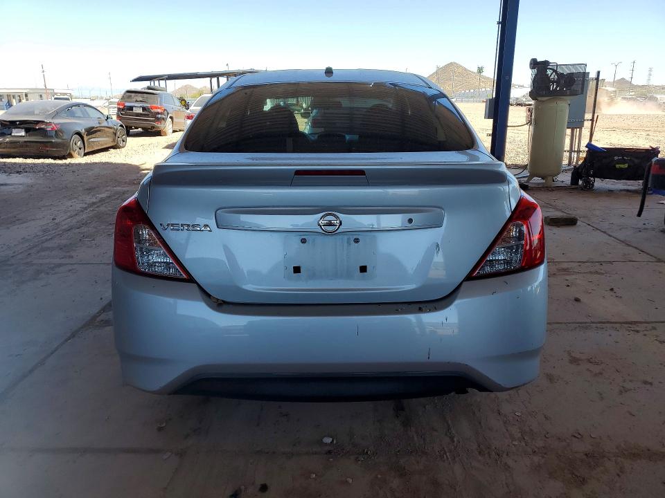 Photo 6 from auction – 2017 NISSAN VERSA with VIN 3N1CN7AP1HL847047