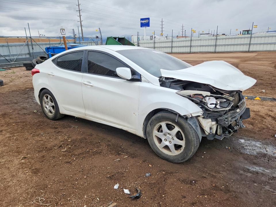 Photo 4 from auction – 2012 HYUNDAI ELANTRA with VIN 5NPDH4AE4CH147649