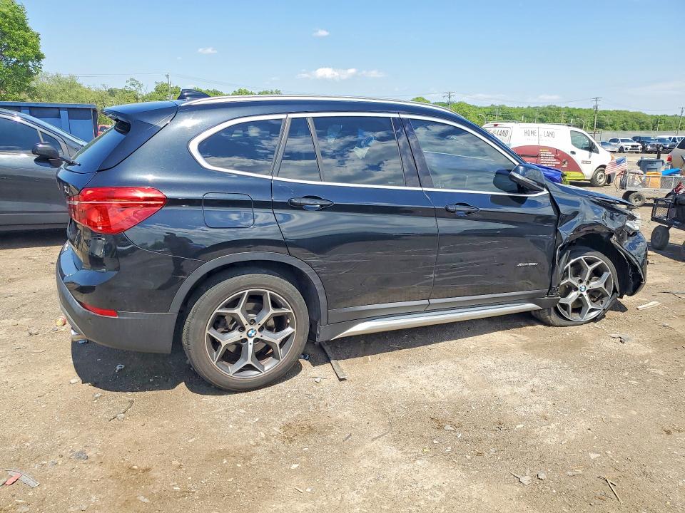 Photo 3 from auction – 2017 BMW X1 with VIN WBXHT3C32H5F72788