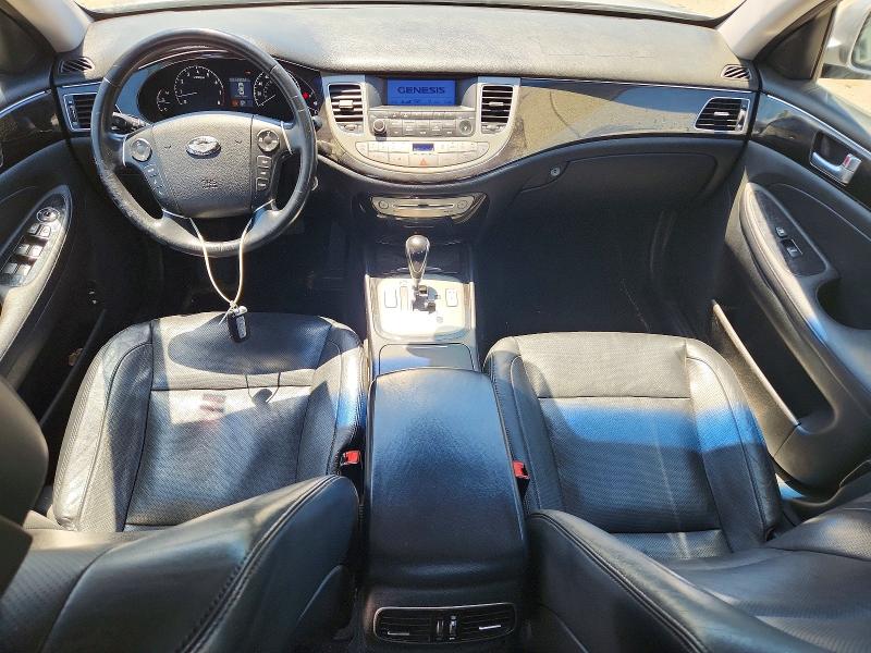 Photo 8 from auction – 2012 HYUNDAI GENESIS with VIN KMHGC4DD2CU152249