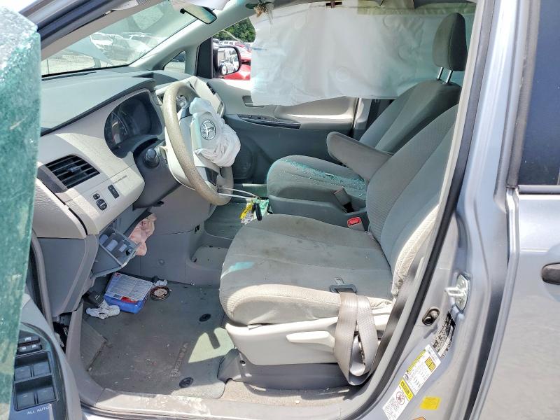 Photo 7 from auction – 2014 TOYOTA SIENNA with VIN 5TDZK3DC3ES464170