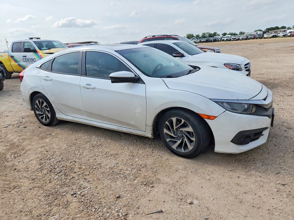 Photo 4 from auction – 2016 HONDA CIVIC with VIN 19XFC2F76GE002256