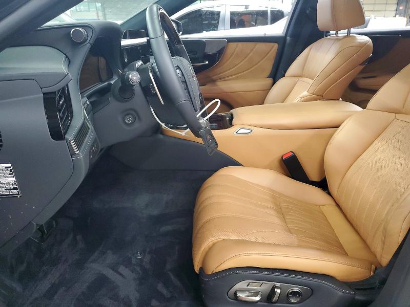 Photo 7 from auction – 2024 LEXUS LS with VIN JTHG5LGF7R5012494