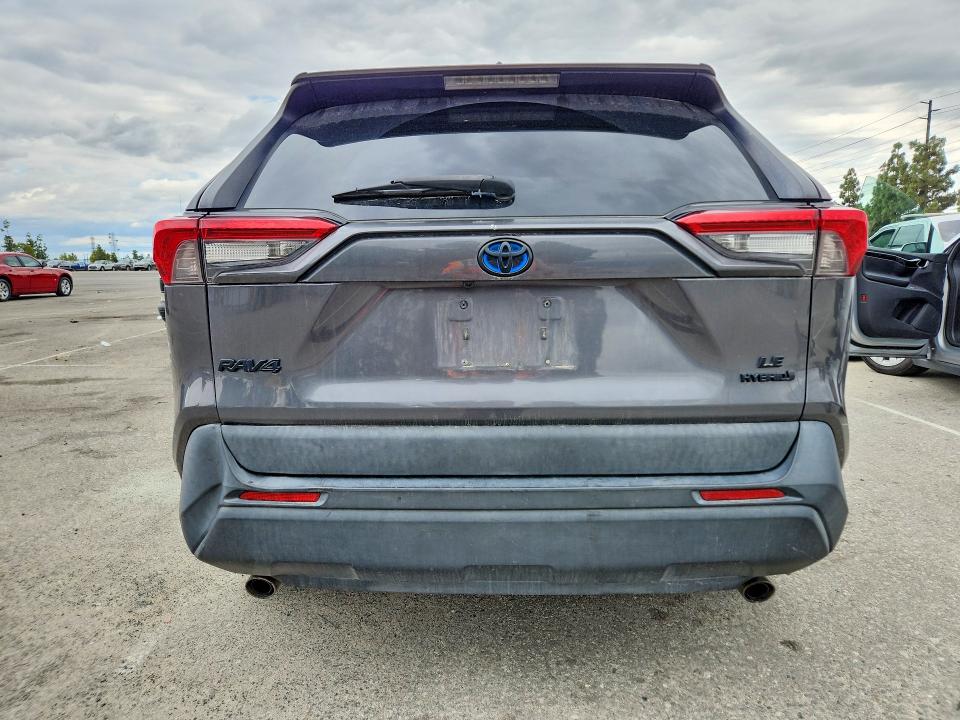Photo 6 from auction – 2020 TOYOTA RAV4 with VIN 2T3MWRFV7LW055424