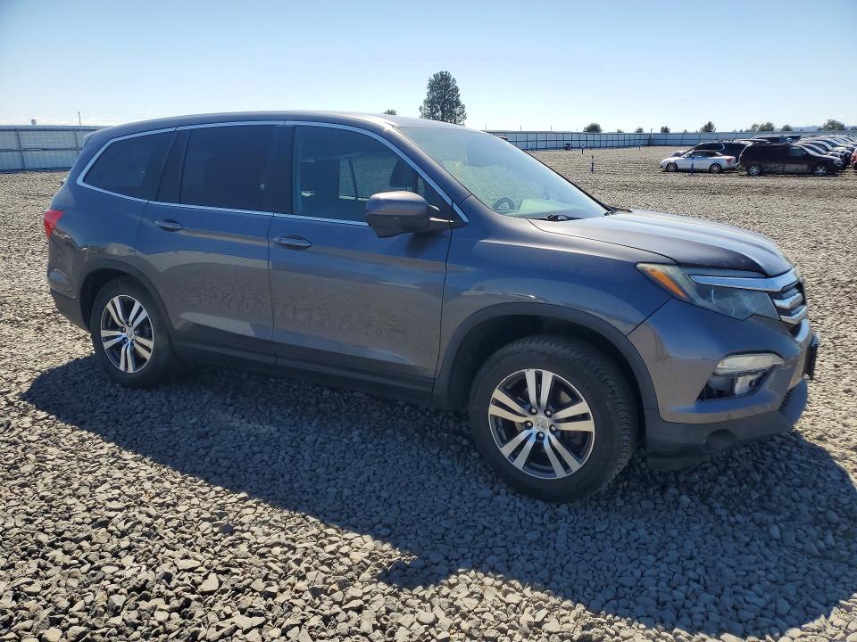 Photo 4 from auction – 2016 HONDA PILOT with VIN 5FNYF6H63GB078409
