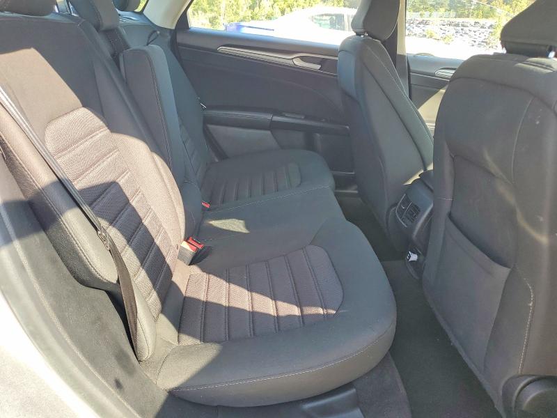 Photo 10 from auction – 2020 FORD FUSION with VIN 3FA6P0HDXLR142993
