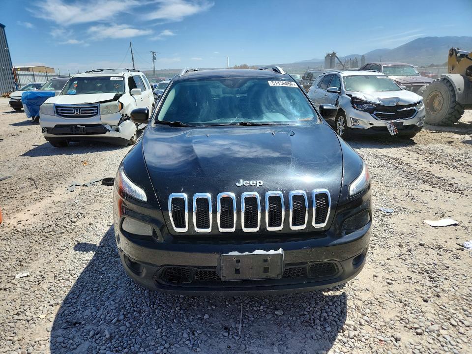 Photo 5 from auction – 2016 JEEP CHEROKEE with VIN 1C4PJMCB8GW182568
