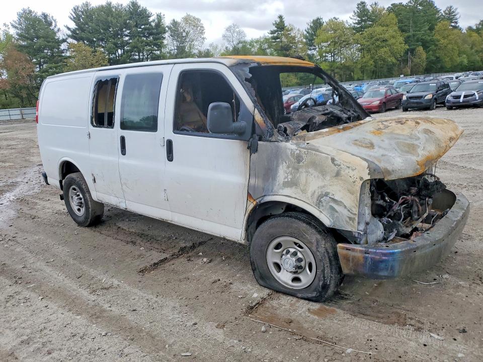 Снимка 4 от търг – 2019 CHEVROLET EXPRESS G2500 с VIN 1GCWGAFP8K1155327