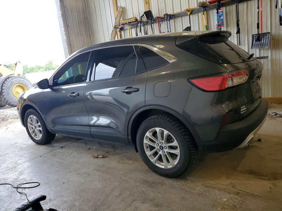 Photo 2 from auction – 2020 FORD ESCAPE with VIN 1FMCU9G61LUA10805