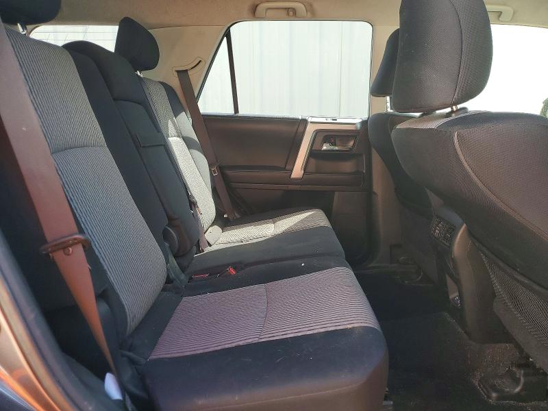 Photo 11 from auction – 2020 TOYOTA 4RUNNER with VIN JTEBU5JR3L5802343