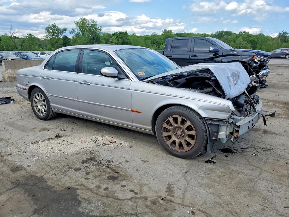 Photo 4 from auction – 2004 JAGUAR XJ8 with VIN SAJWA71C24SG22199