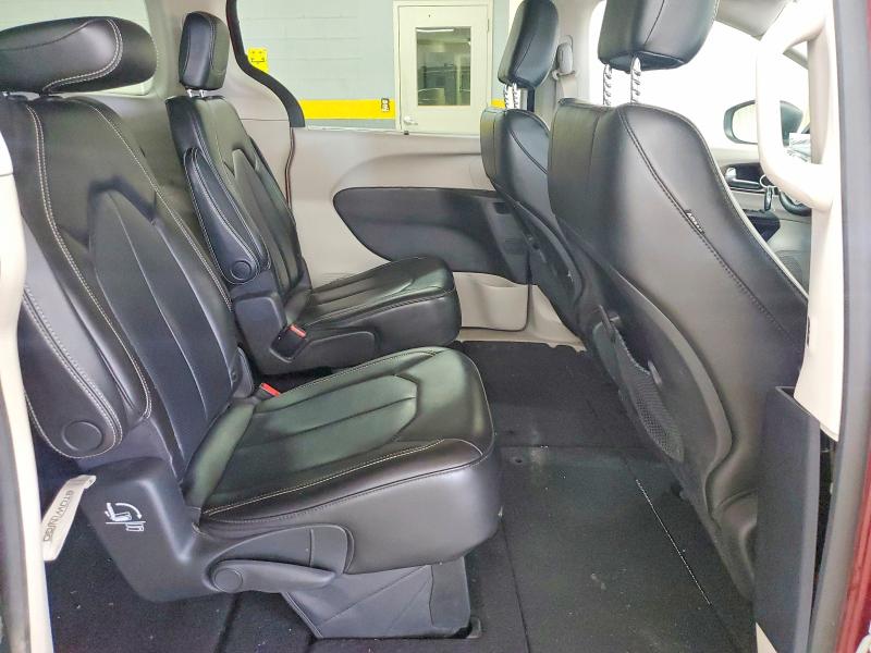 Photo 11 from auction – 2020 CHRYSLER VOYAGER with VIN 2C4RC1DG8LR262760