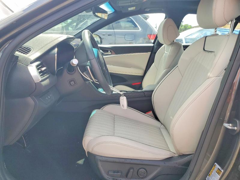 Photo 7 from auction – 2025 GENESIS G70 with VIN KMTG34SC2SU147499