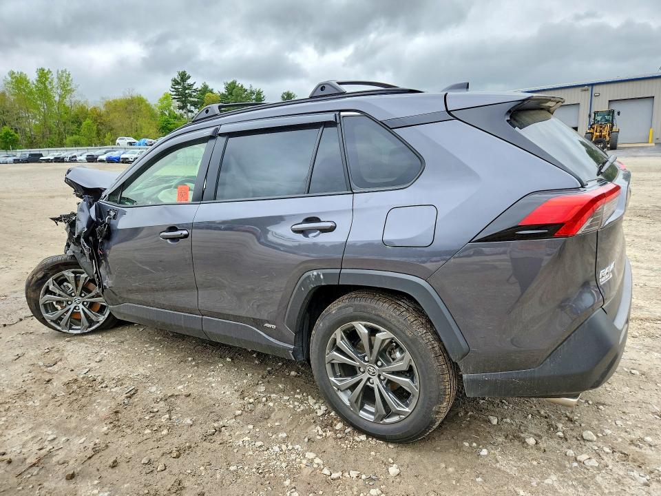 Photo 2 from auction – 2025 TOYOTA RAV4 with VIN JTMB6RFV5SD164998