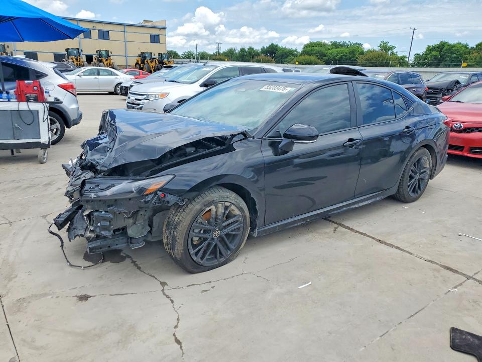 TOYOTA CAMRY 2025 z numerem VIN 4T1DAACK5SU047128 - Zdjęcie z aukcji