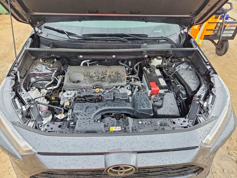 Photo 11 from auction – 2025 TOYOTA RAV4 with VIN 2T3H1RFV6SC351938