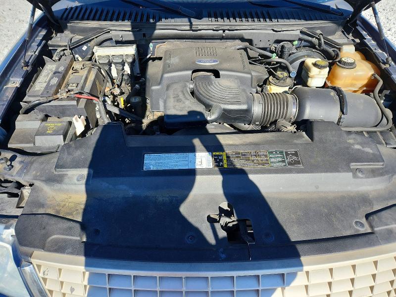Photo 12 from auction – 2003 FORD EXPEDITION with VIN 1FMFU18L53LB39090