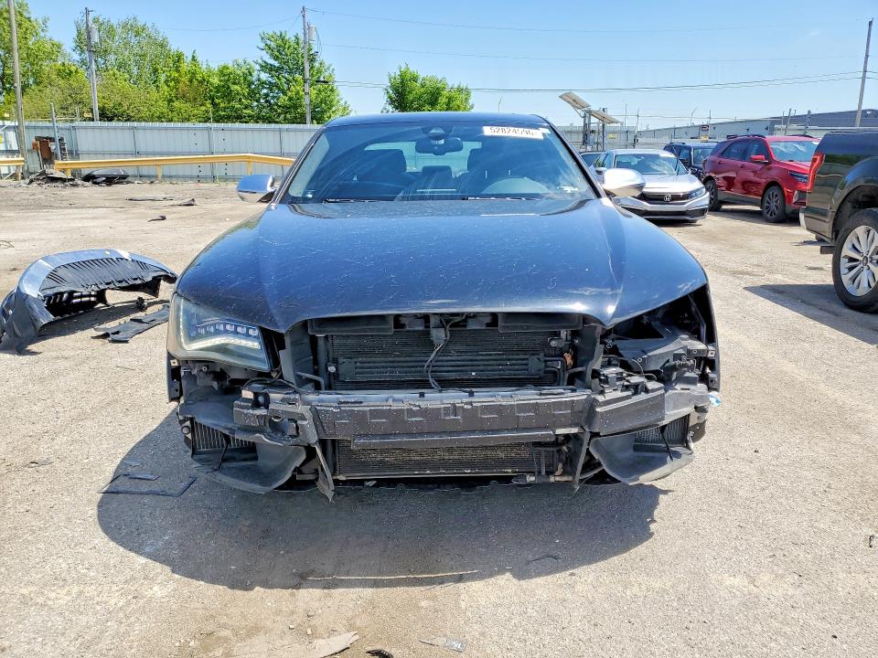 Photo 5 from auction – 2013 AUDI S8 with VIN WAUD2AFD7DN029657