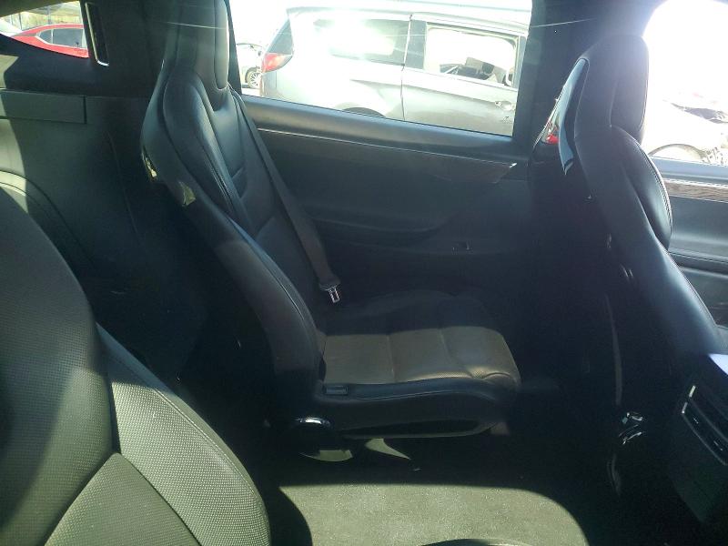 Photo 11 from auction – 2016 TESLA MODEL X with VIN 5YJXCBE46GF006541
