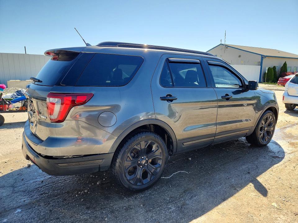Photo 3 from auction – 2019 FORD EXPLORER with VIN 1FM5K8GT8KGA26737