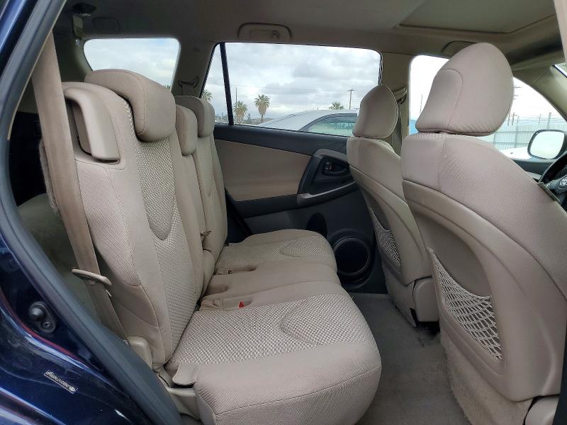 Photo 11 from auction – 2007 TOYOTA RAV4 with VIN JTMZK31V776009640