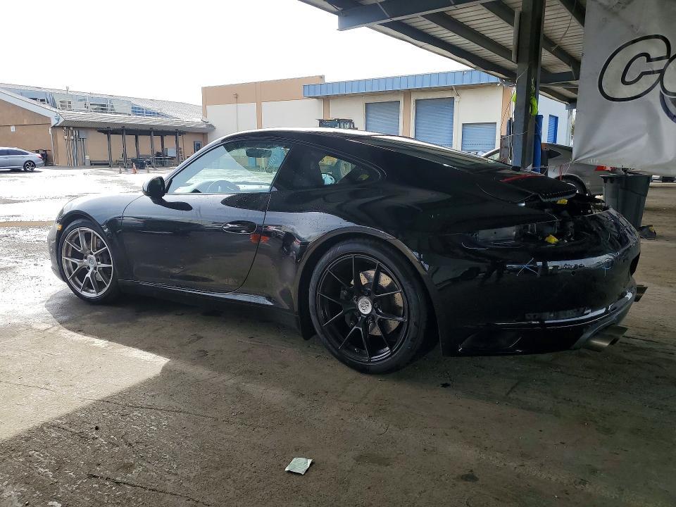 Photo 2 from auction – 2017 PORSCHE 911 with VIN WP0AA2A91HS108315