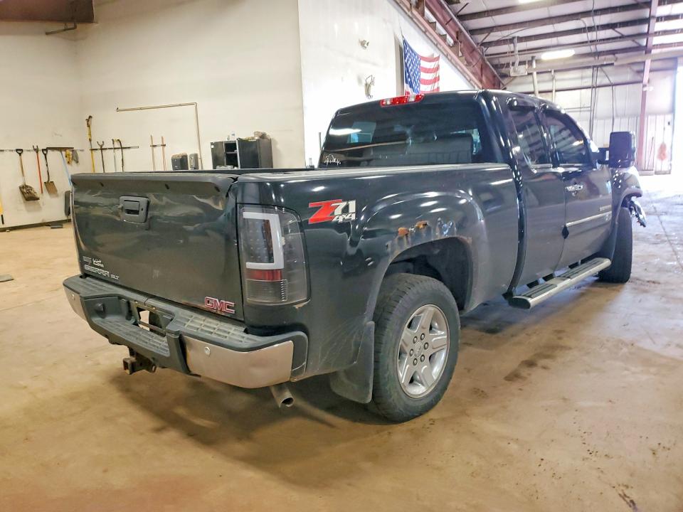 صورة رقم 3 من المزاد - 2011 GMC SIERRA مع VIN 1GTR2WE36BZ435319