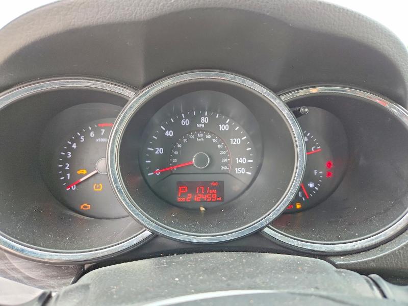 Photo 9 from auction – 2013 KIA SORENTO with VIN 5XYKU4A20DG395950
