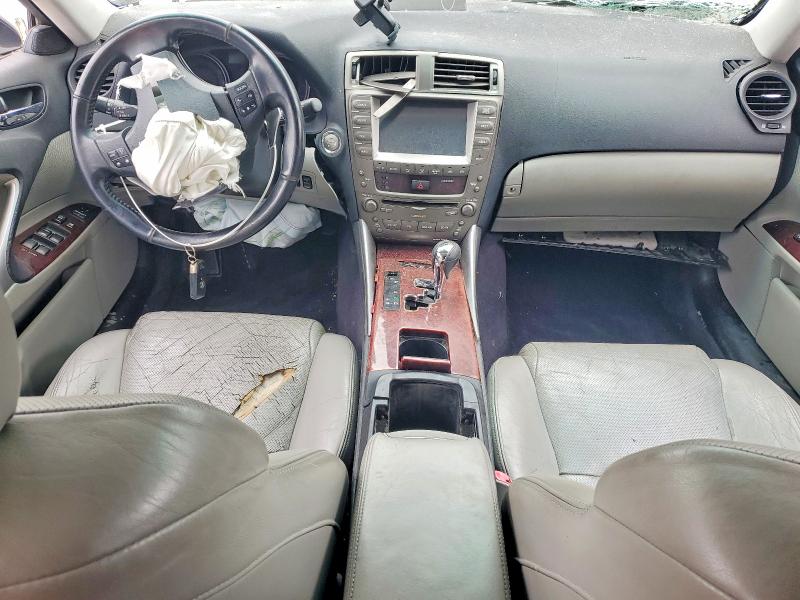 Photo 8 from auction – 2008 LEXUS IS with VIN JTHBK262385080205