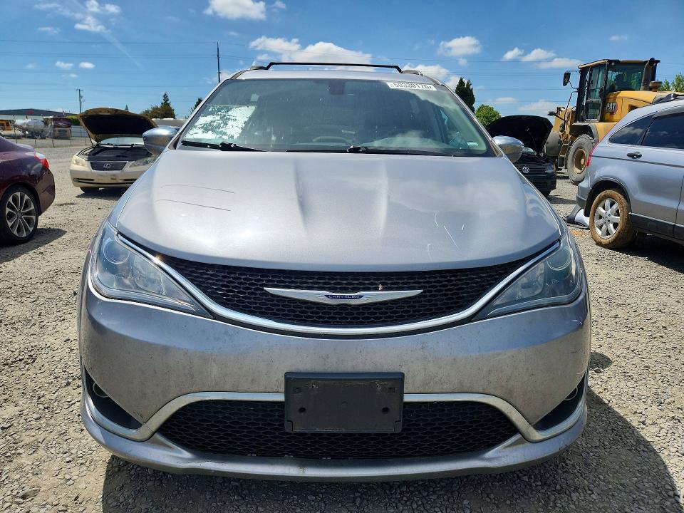 Photo 5 from auction – 2019 CHRYSLER PACIFICA with VIN 2C4RC1GG5KR731149