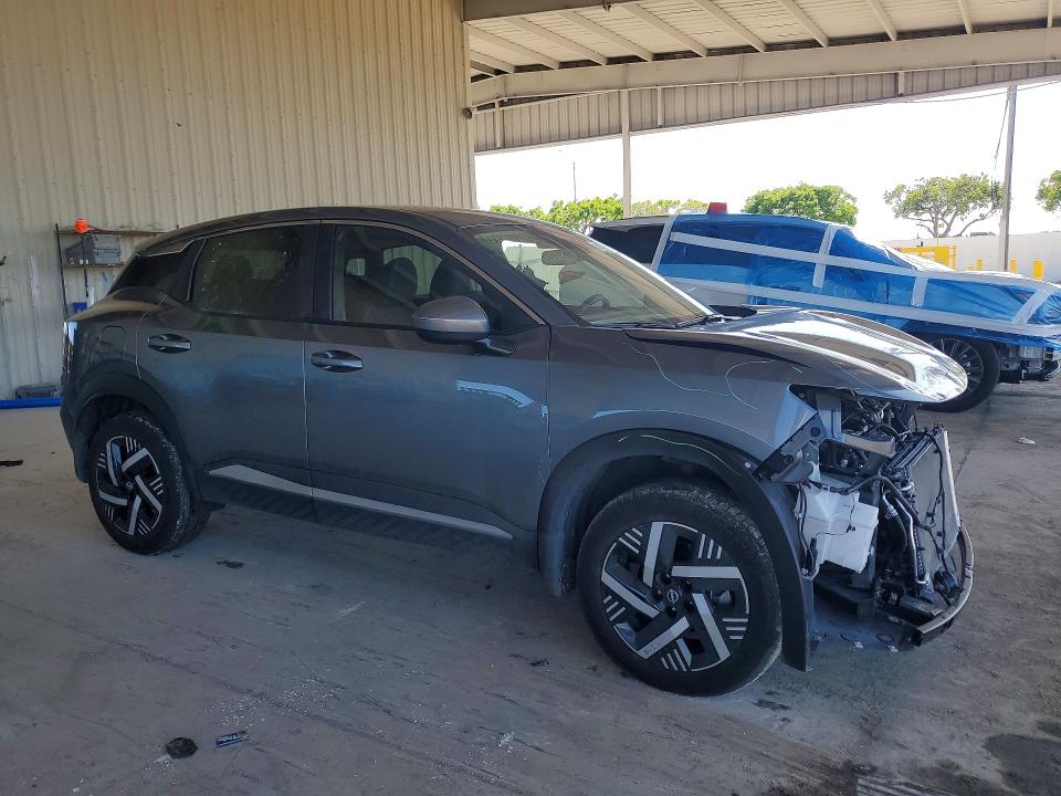 Photo 4 from auction – 2025 NISSAN KICKS with VIN 3N8AP6CA4SL386343