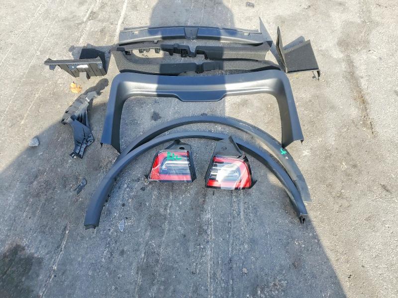 Photo 12 from auction – 2021 TESLA MODEL Y with VIN 5YJYGDED6MF122631