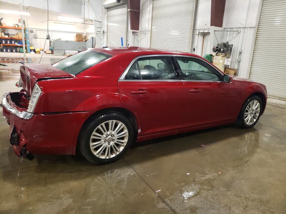 Photo 3 from auction – 2014 CHRYSLER 300 with VIN 2C3CCARG7EH352901