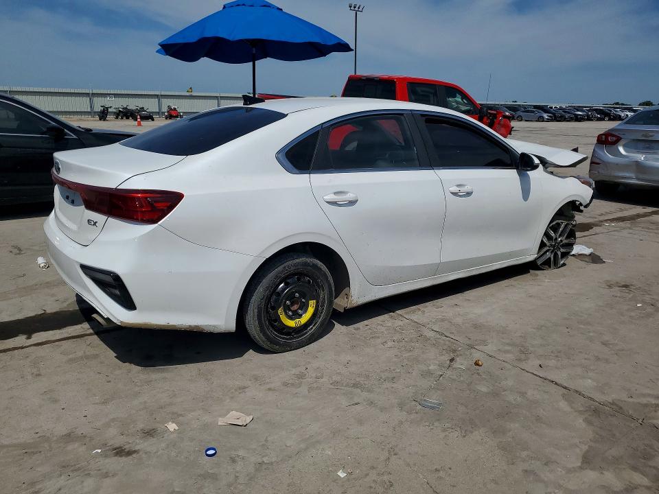 Photo 3 from auction – 2019 KIA FORTE with VIN 3KPF54AD2KE127038