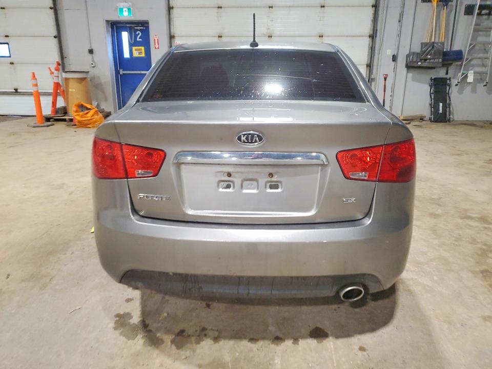 Photo 6 from auction – 2011 KIA FORTE with VIN KNAFW4A36B5384524