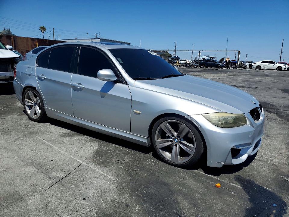 Photo 4 from auction – 2009 BMW 335 with VIN WBAPM77539NL86777