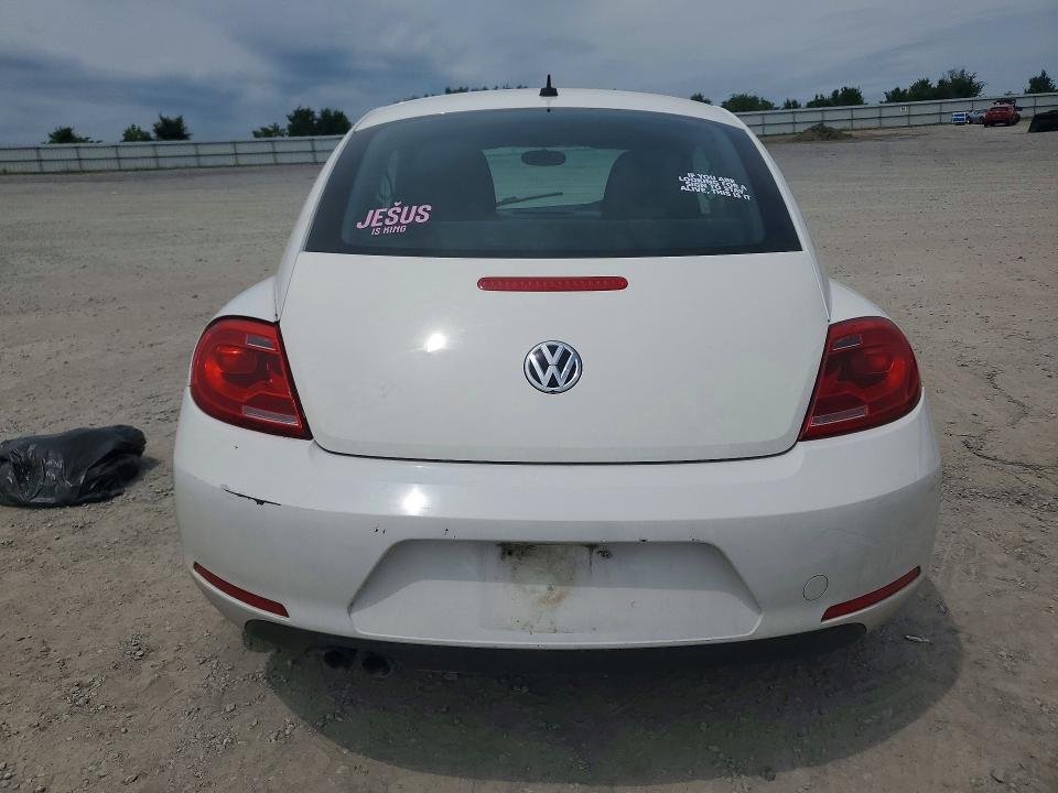 Photo 6 from auction – 2013 VOLKSWAGEN BEETLE with VIN 3VWFP7AT4DM653776