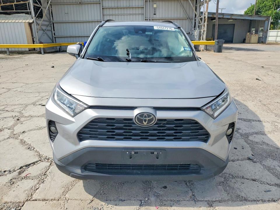 Photo 5 from auction – 2021 TOYOTA RAV4 with VIN 2T3W1RFV6MC126770