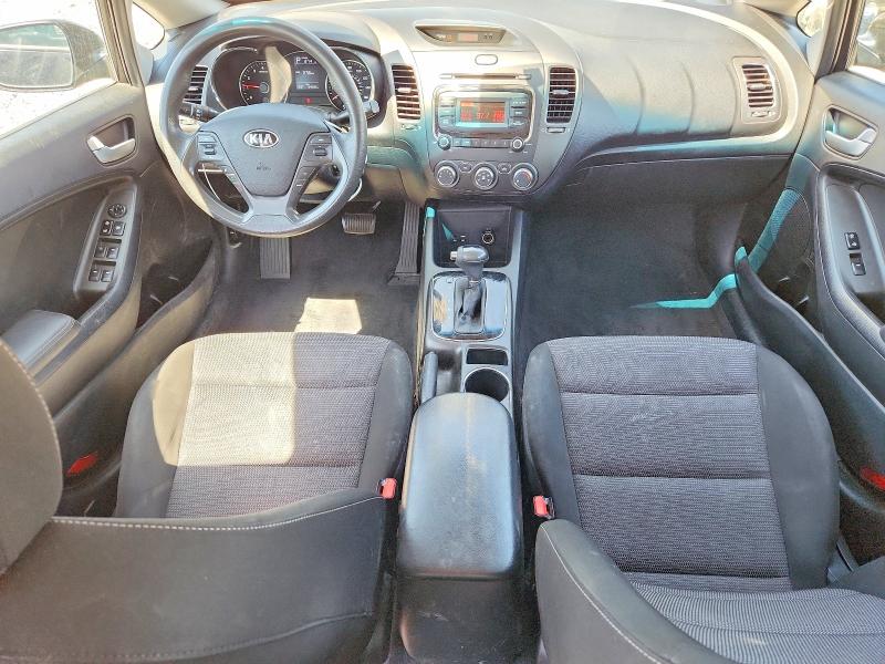 Photo 8 from auction – 2017 KIA FORTE with VIN 3KPFK4A76HE093357