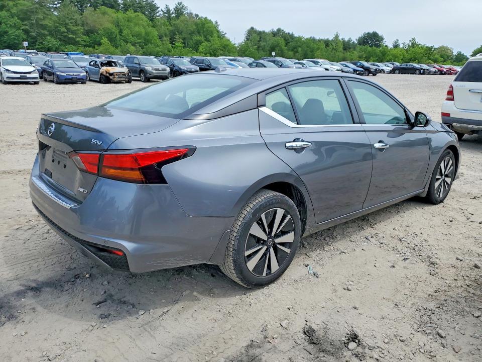 Photo 3 from auction – 2021 NISSAN ALTIMA with VIN 1N4BL4DW7MN354411