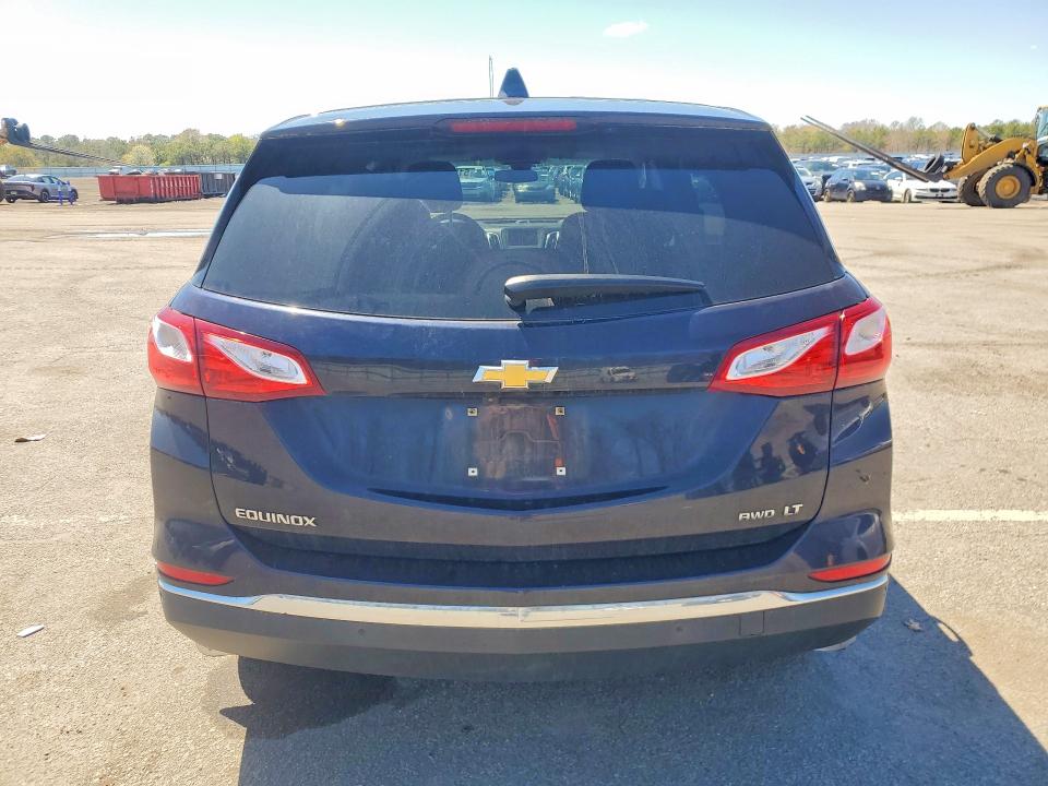 Photo 6 from auction – 2020 CHEVROLET EQUINOX with VIN 3GNAXUEV2LS511516